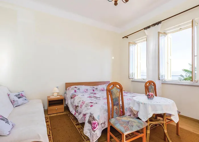 1 Bedroom Lovely In Lovran